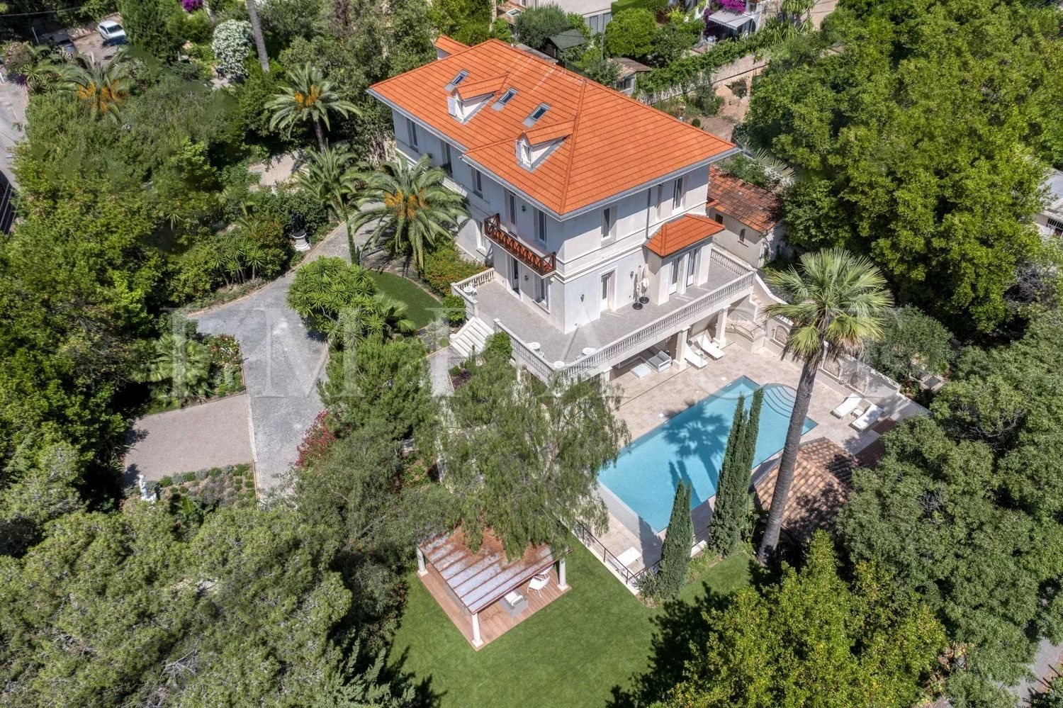 Maison à louer, 650m², Cannes