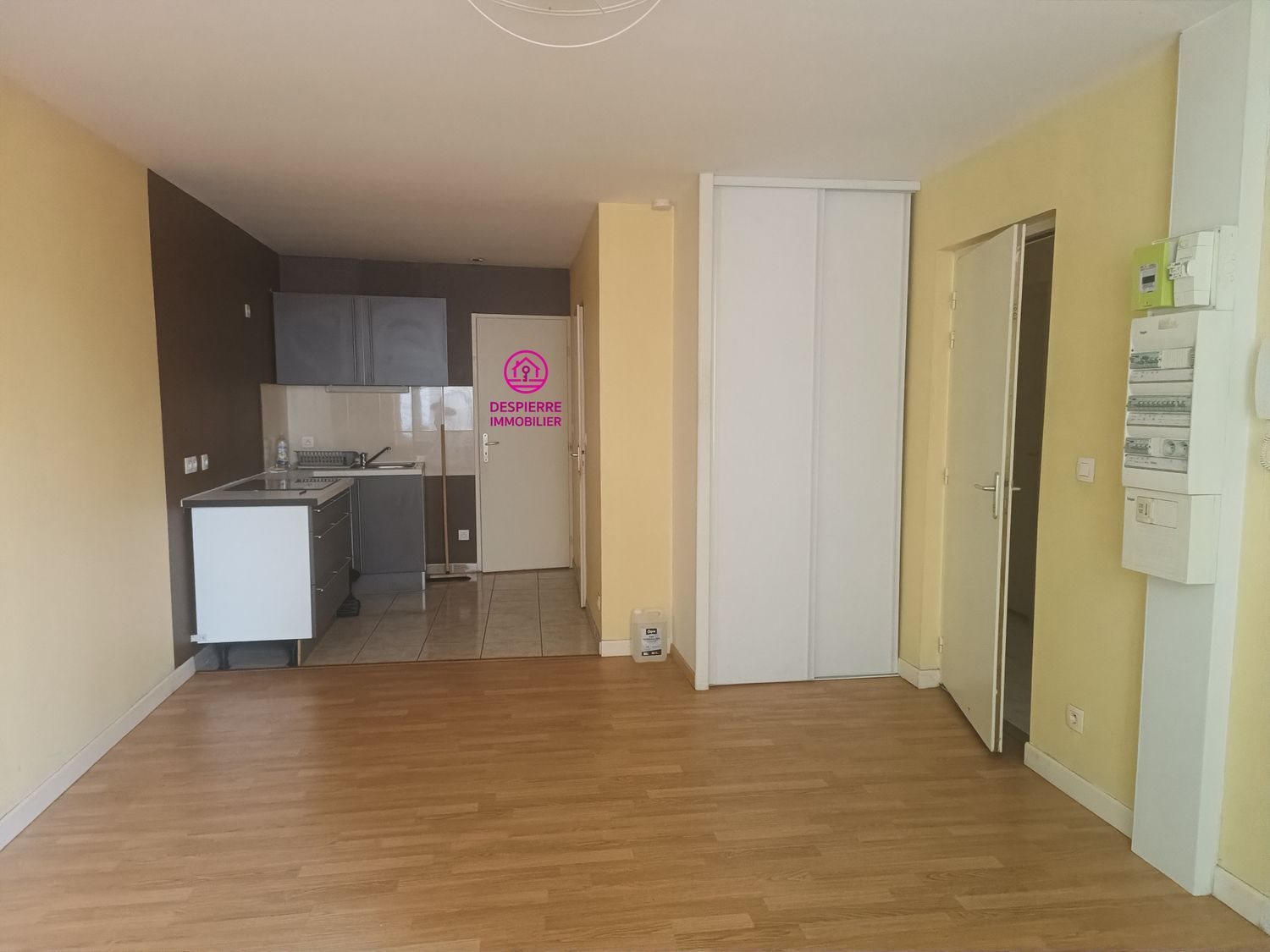 Appartement à vendre, 35m², Roussillon