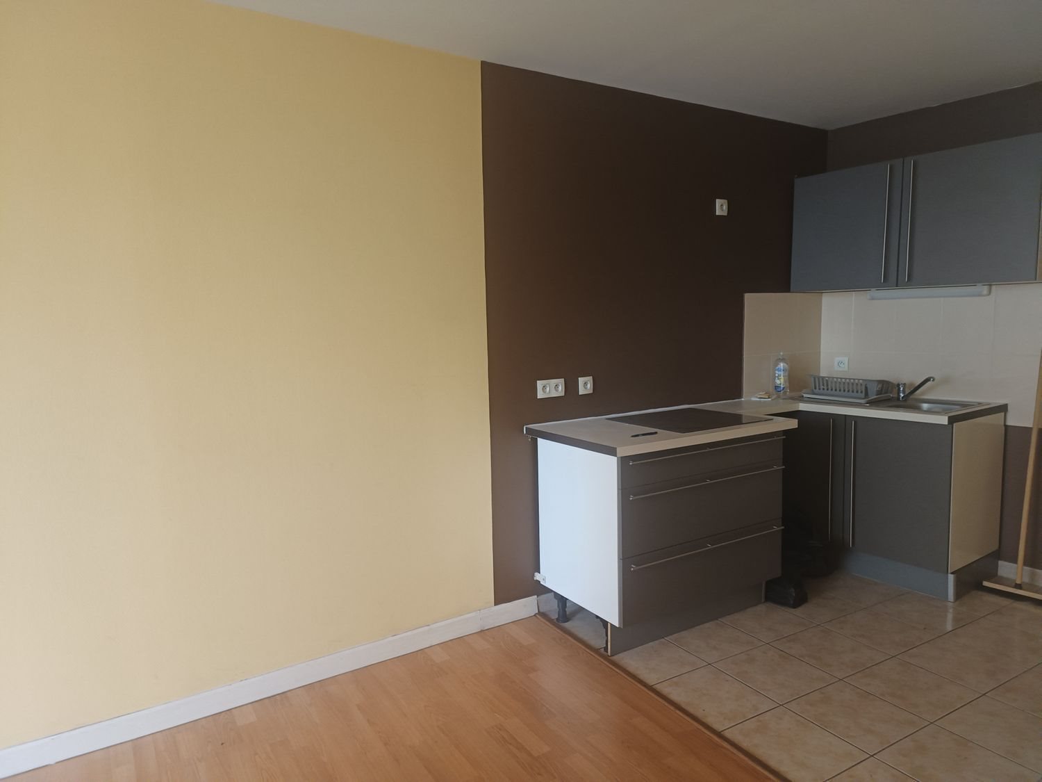 Appartement à vendre, 35m², Roussillon