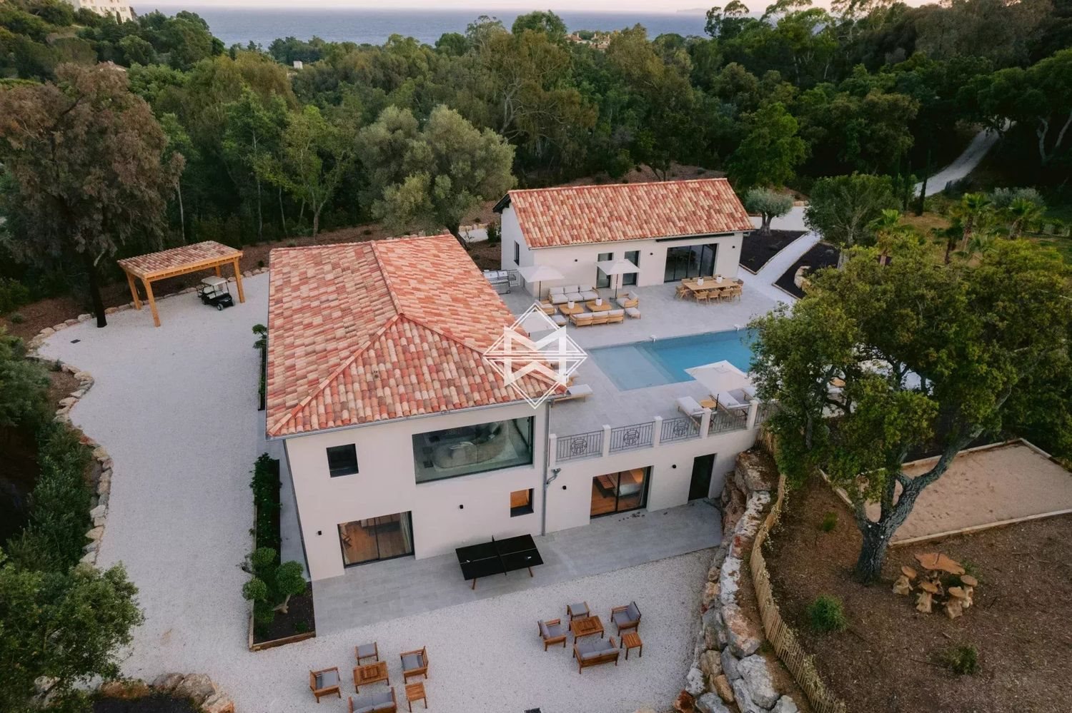 Maison à louer, 430m², La Croix-Valmer