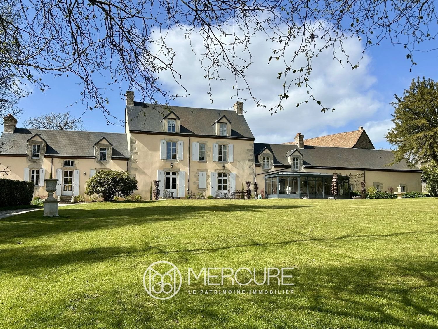 Maison à vendre, 480m², Saint-Denis-sur-Sarthon