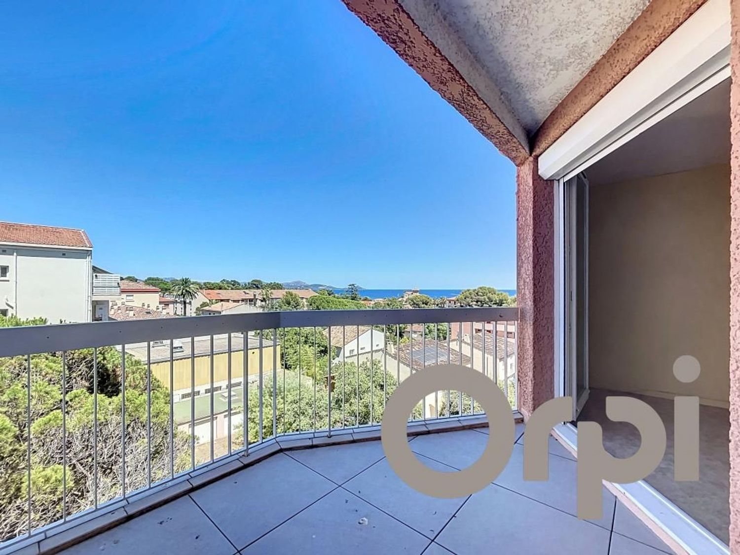 Appartement à vendre, 34m², Fréjus