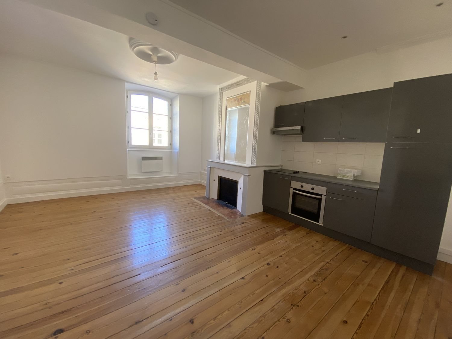 Appartement à louer, 70m², Bordeaux