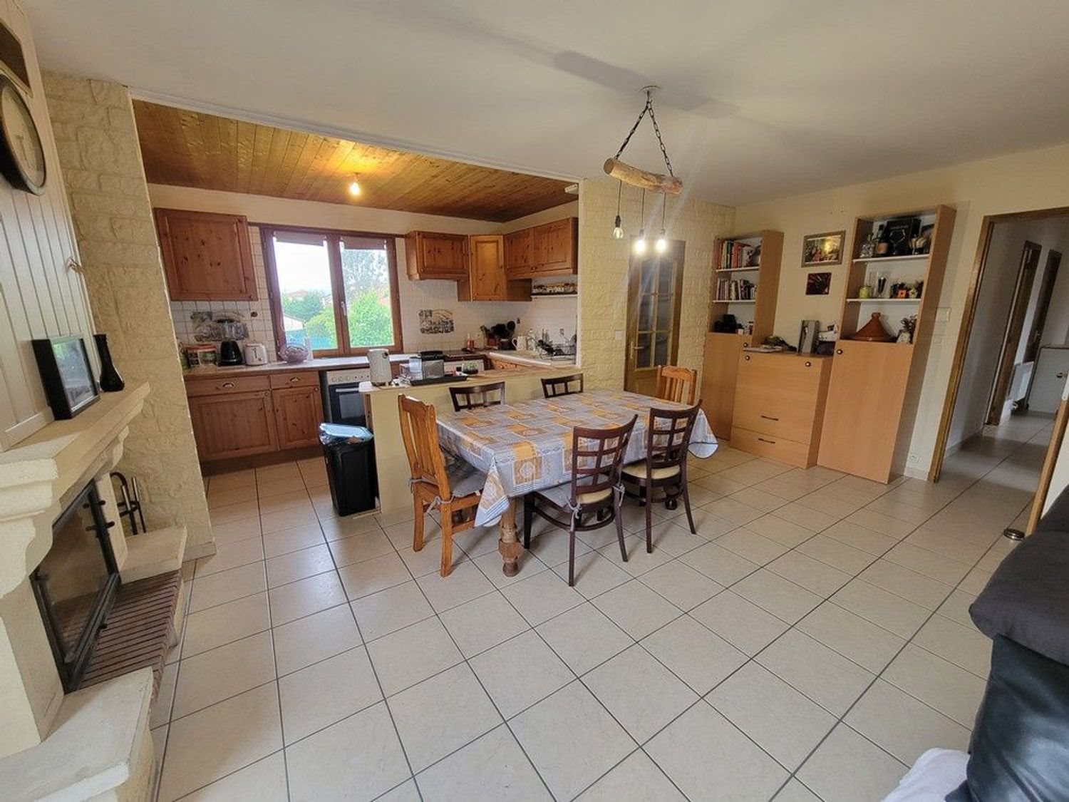 Maison à vendre, 94m², Roussillon