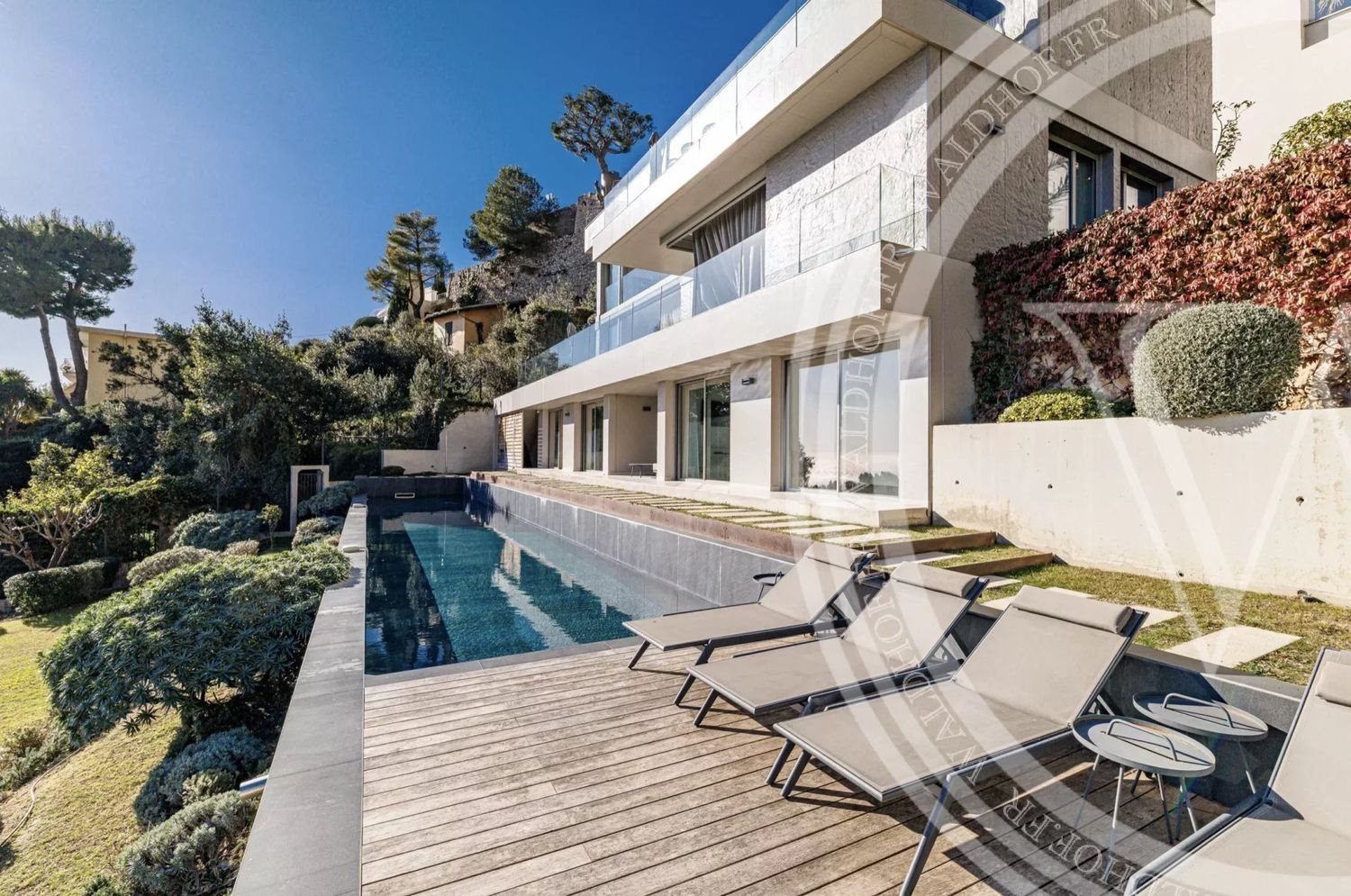 Maison à louer, 330m², Villefranche-sur-Mer