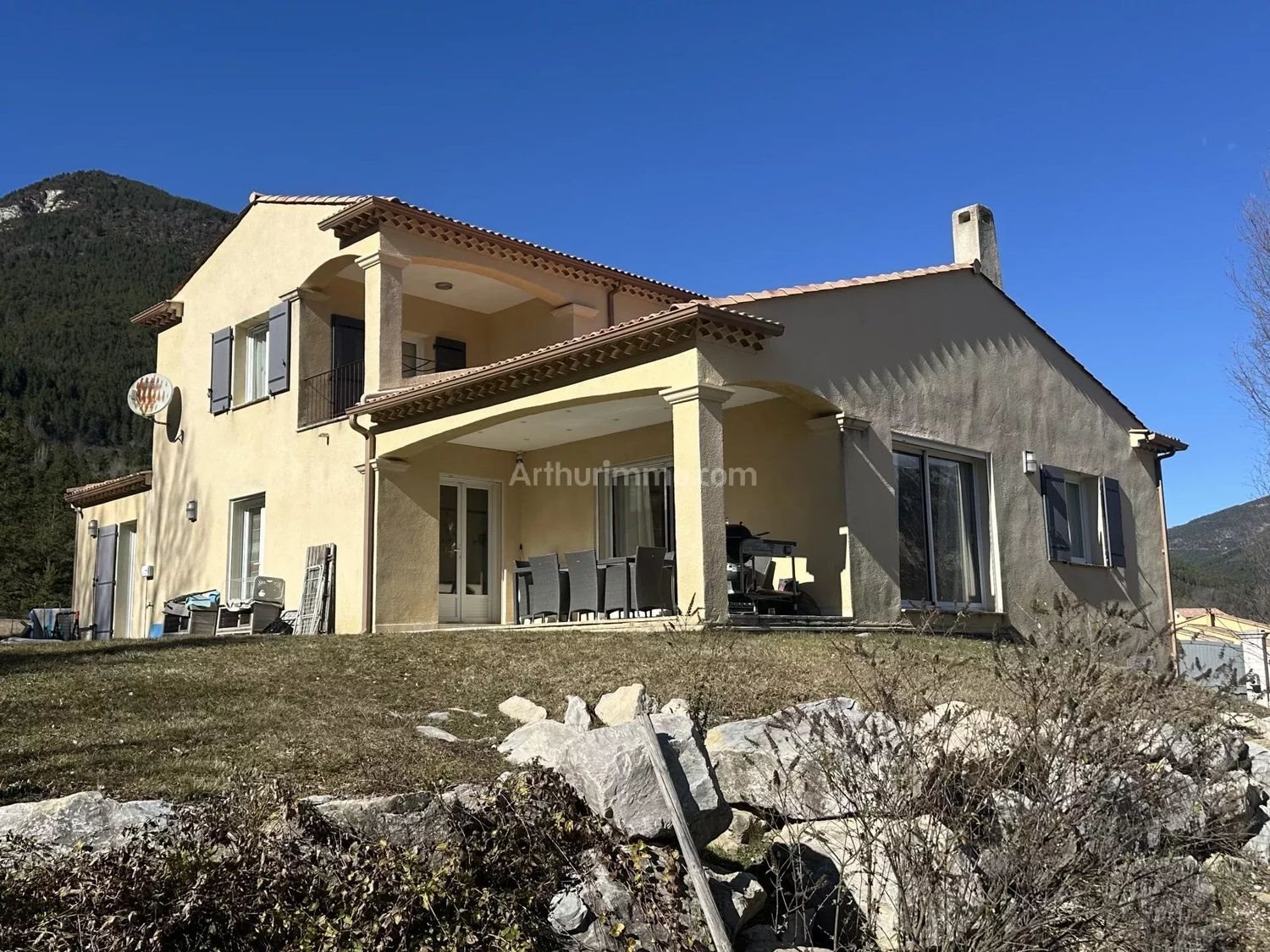 Maison à vendre, 258m², Saint-André-les-Alpes
