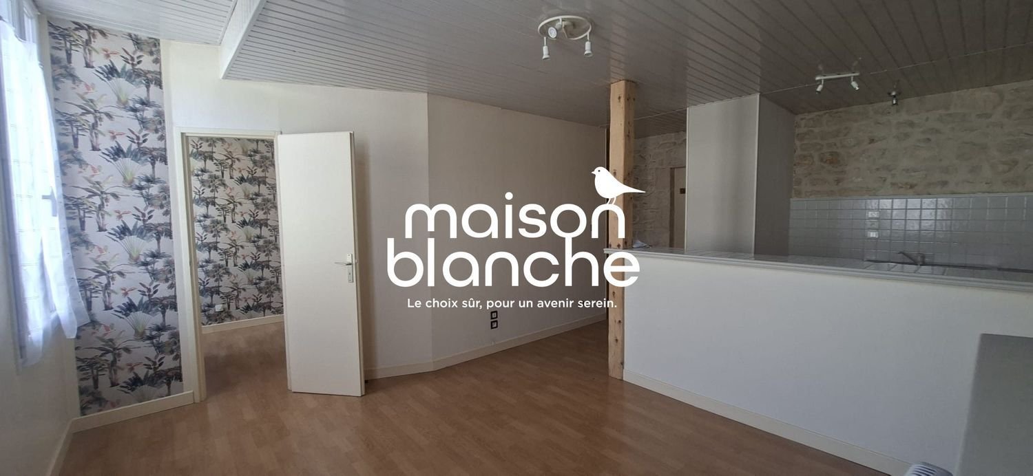 Appartement à louer, 38m², Rochefort