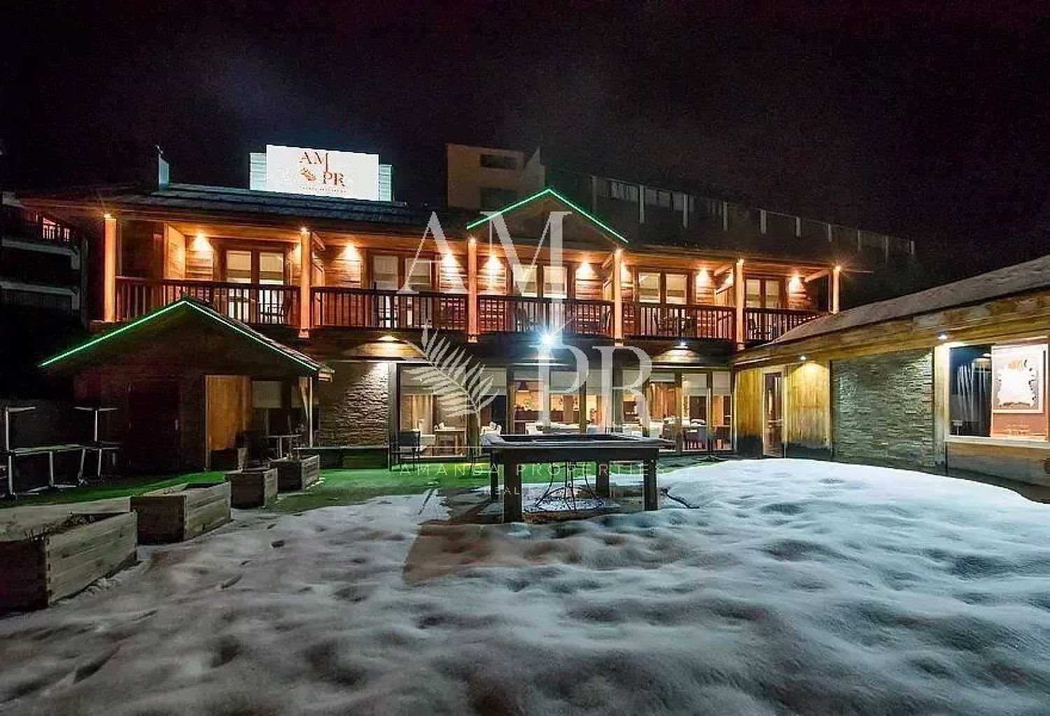 Maison à vendre, 900m², Uvernet-Fours (Pra-Loup)