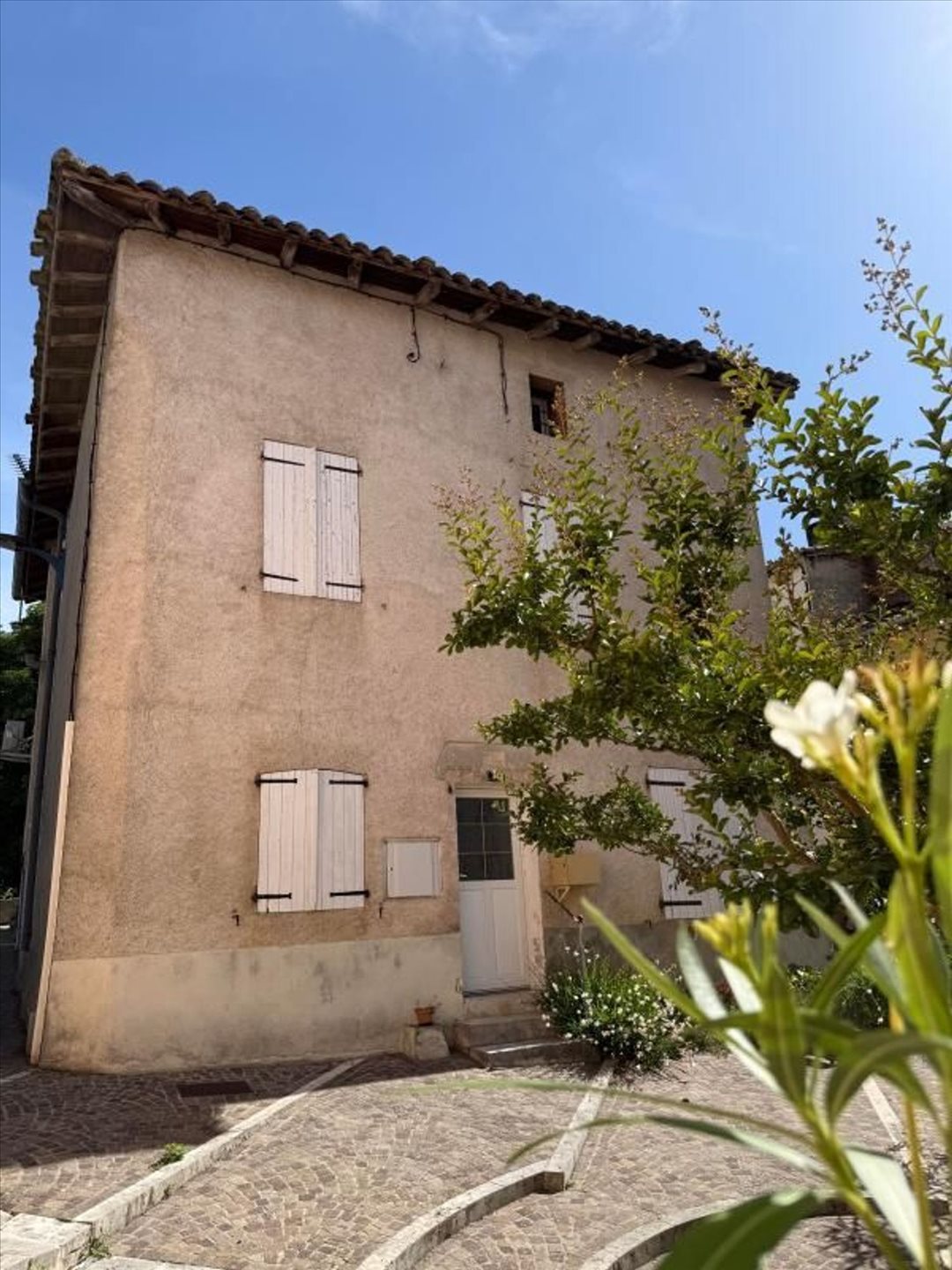 Maison à louer, 80m², Molières