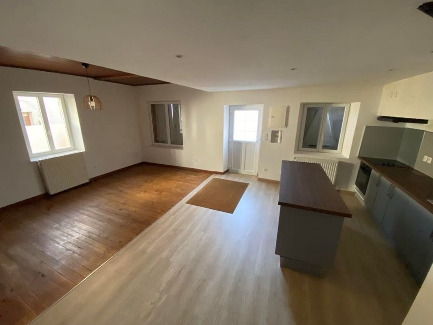 Maison à louer, 80m², Molières