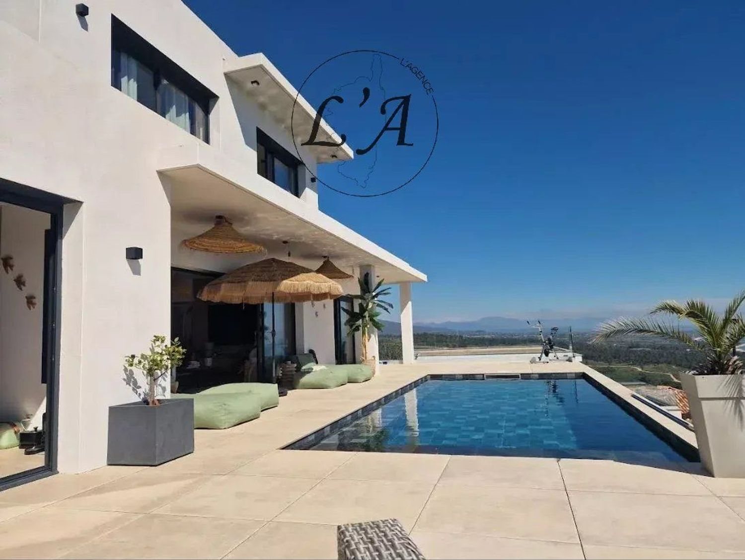 Maison à vendre, 300m², Sari-Solenzara