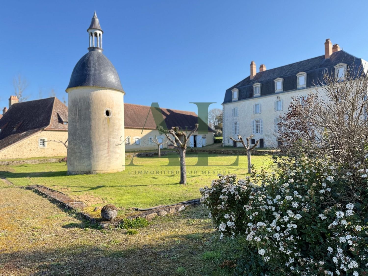 Maison à vendre, 800m², La Flèche