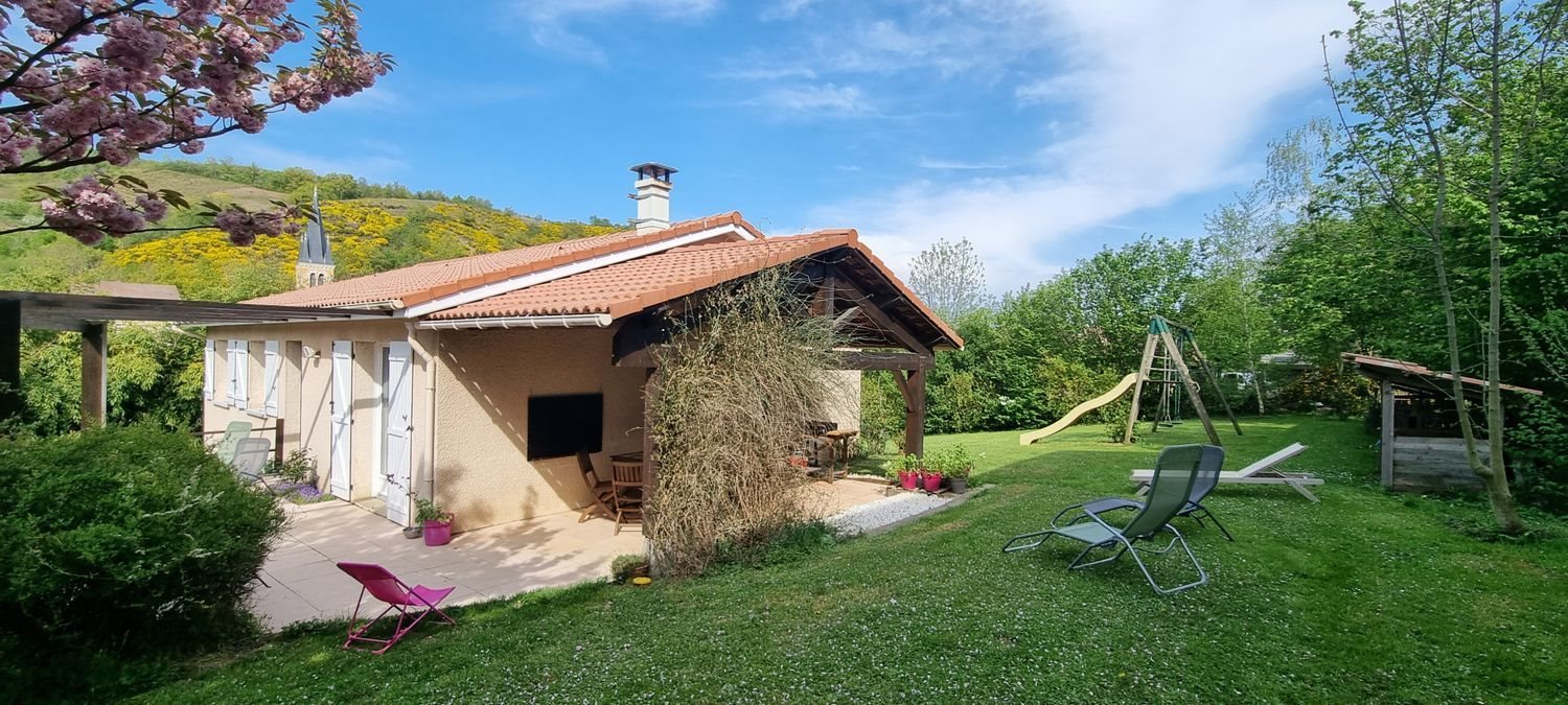 Maison à vendre, 131m², Lacenas