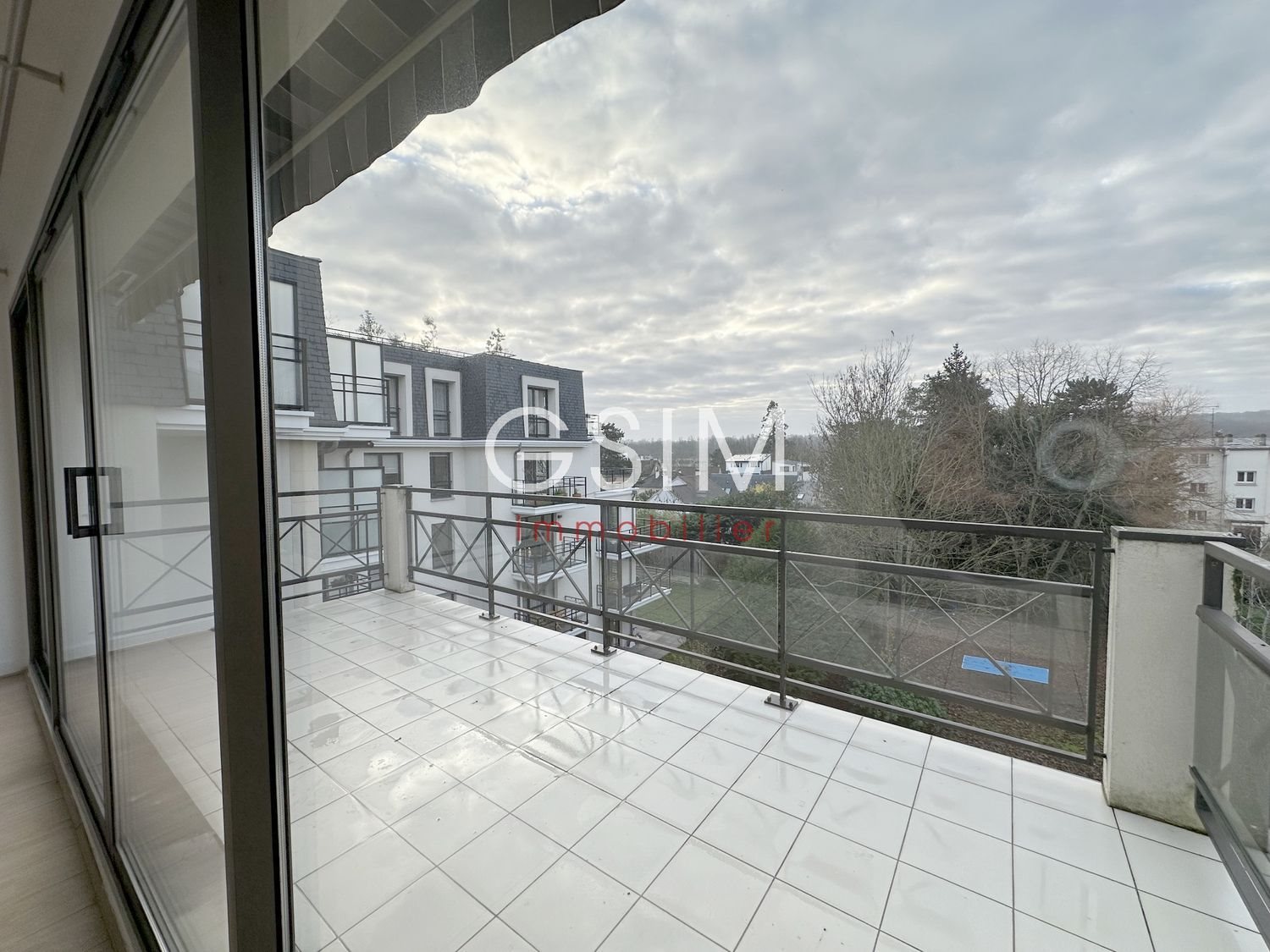 Appartement à louer, 132m², Garches
