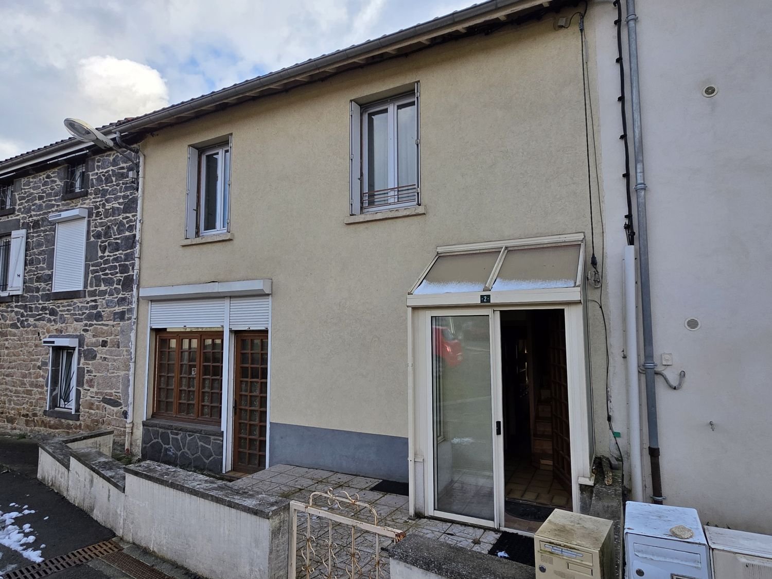 Maison à vendre, 90m², Saint-Genès-Champanelle
