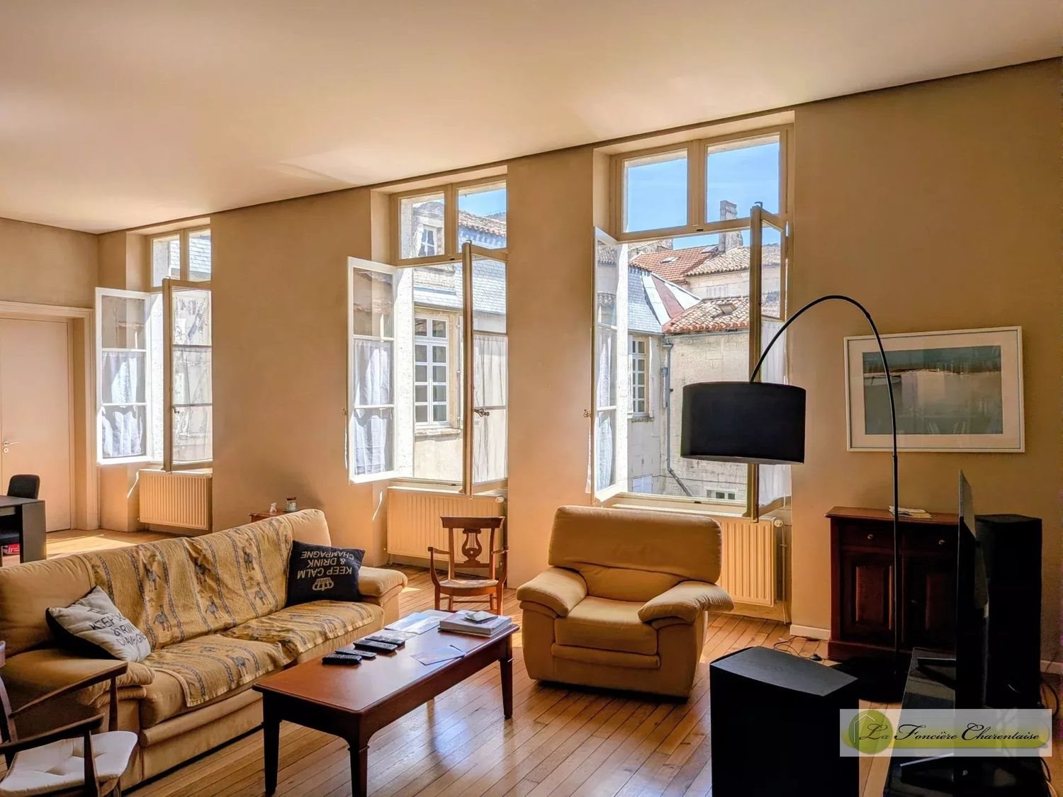 Appartement à vendre, 235m², Angoulême