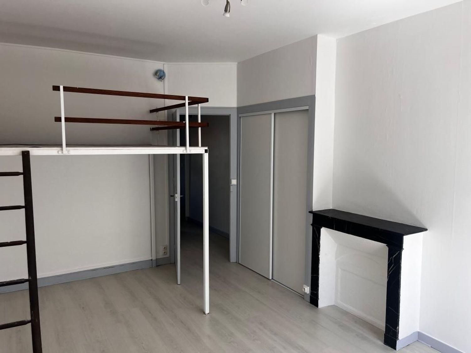 Appartement à louer, 24m², Niort