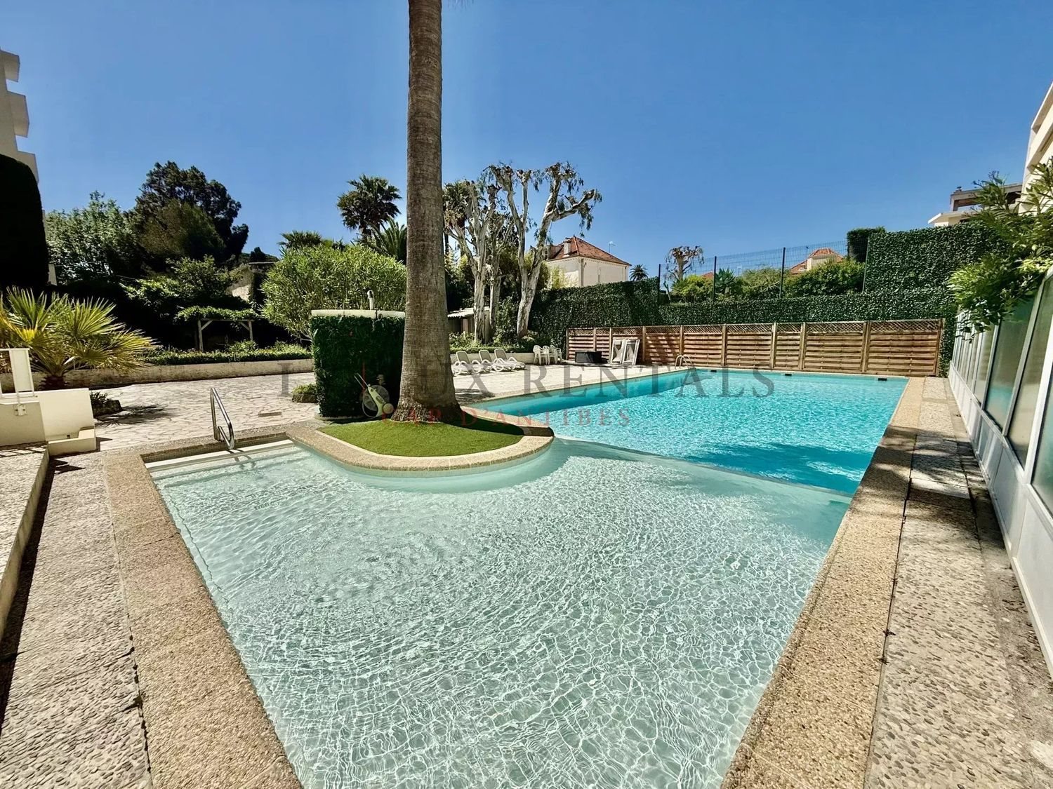 Appartement à louer, 100m², Antibes