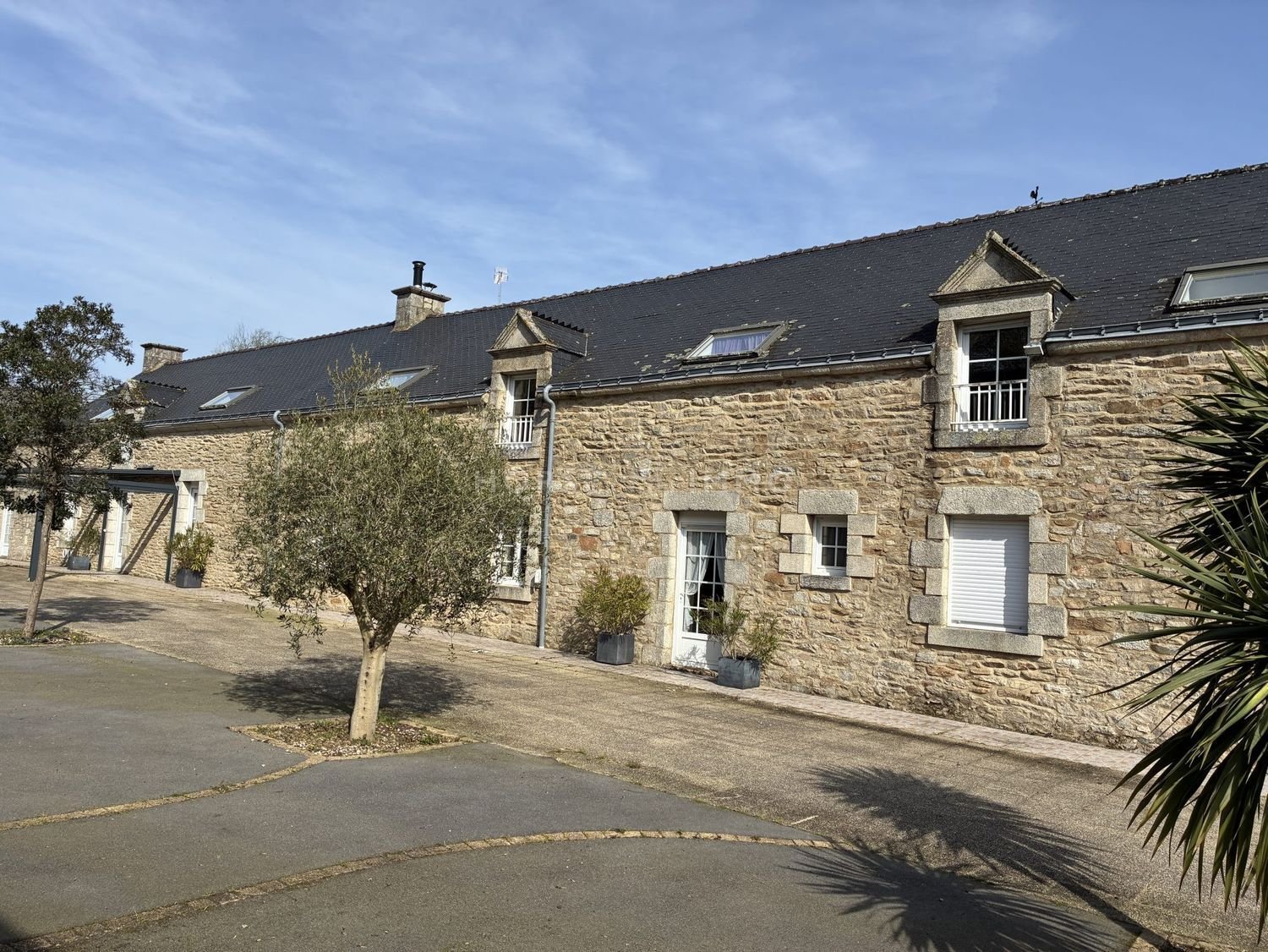 Maison à vendre, 340m², Lauzach