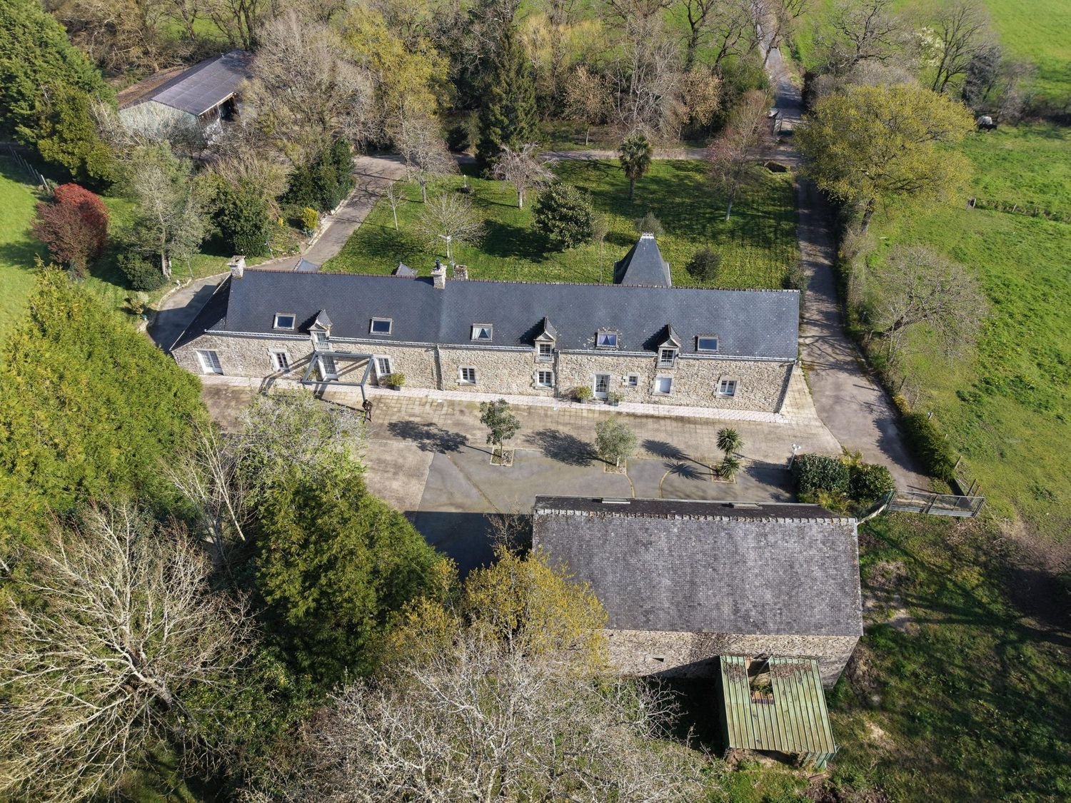 Maison à vendre, 340m², Lauzach