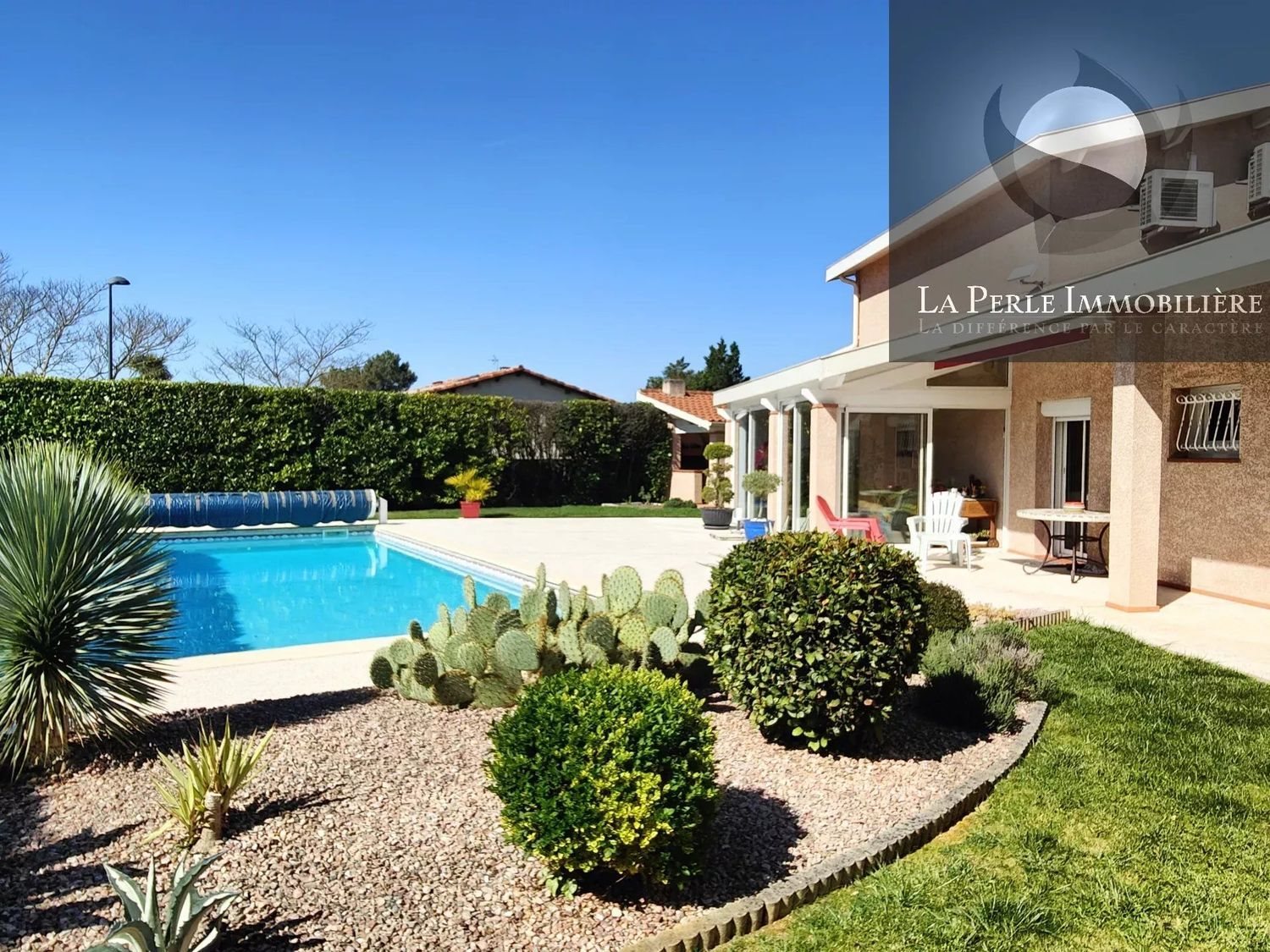 Maison à vendre, 213m², Gratentour