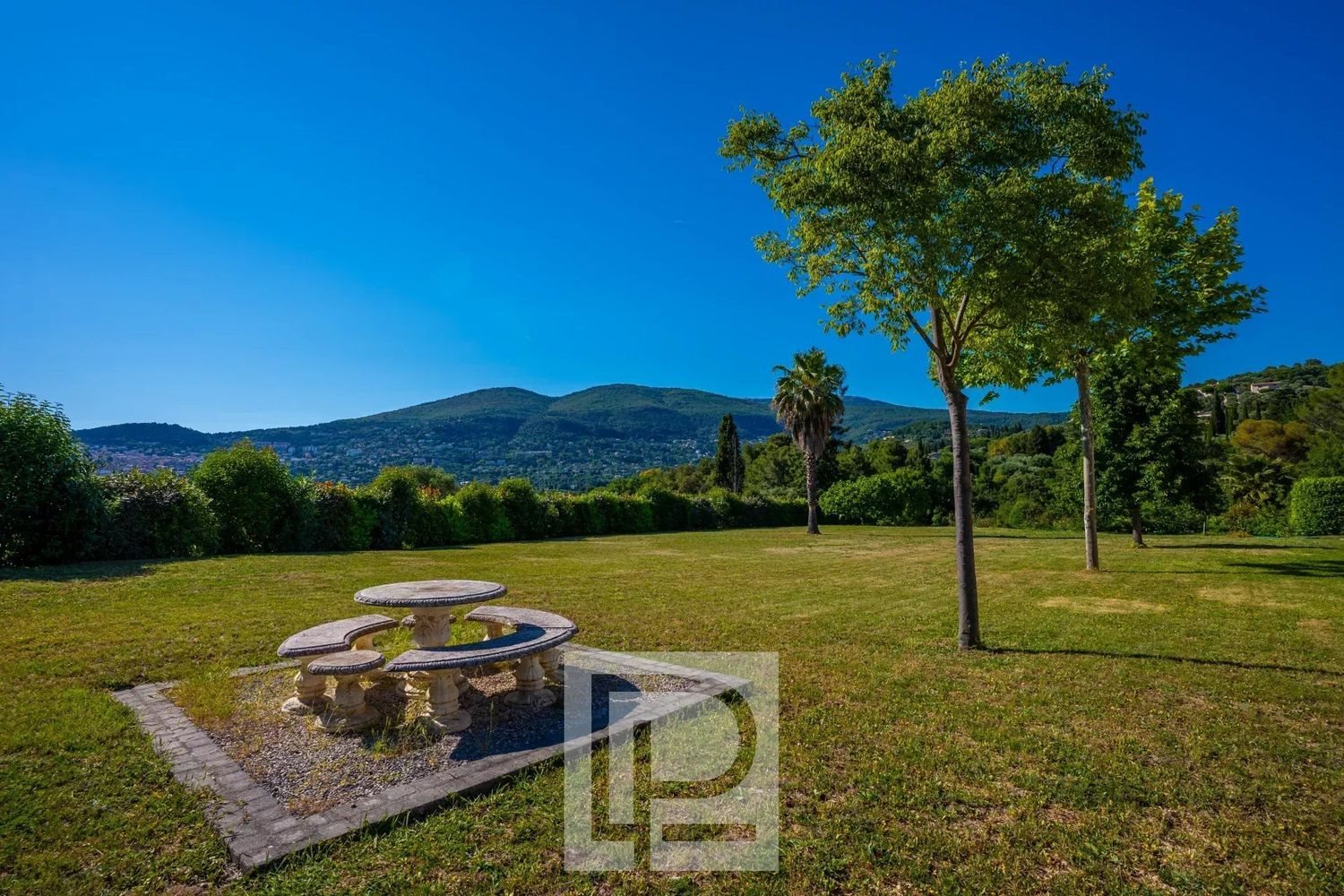 Maison à vendre, 250m², Grasse