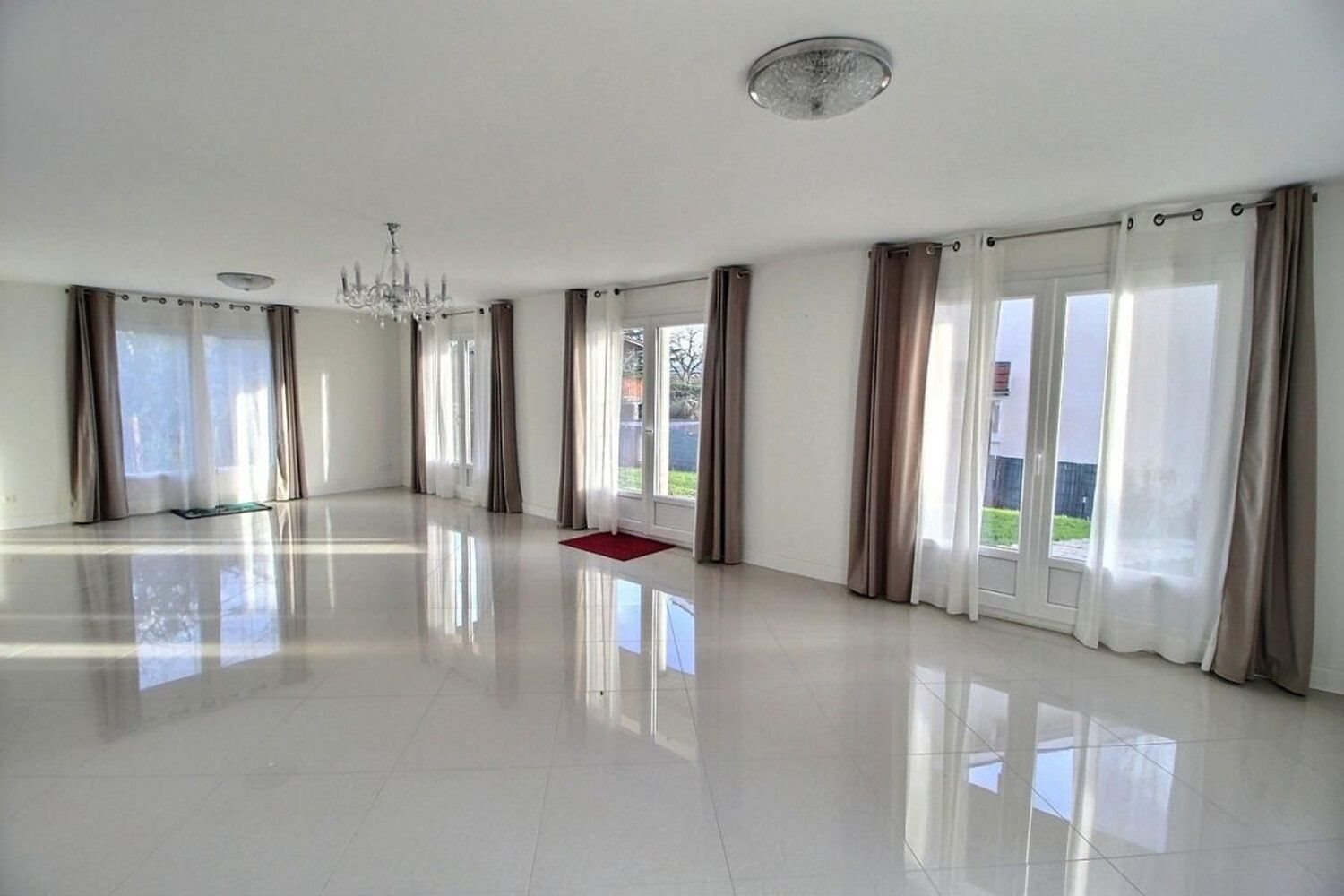 Maison à vendre, 225m², Messery