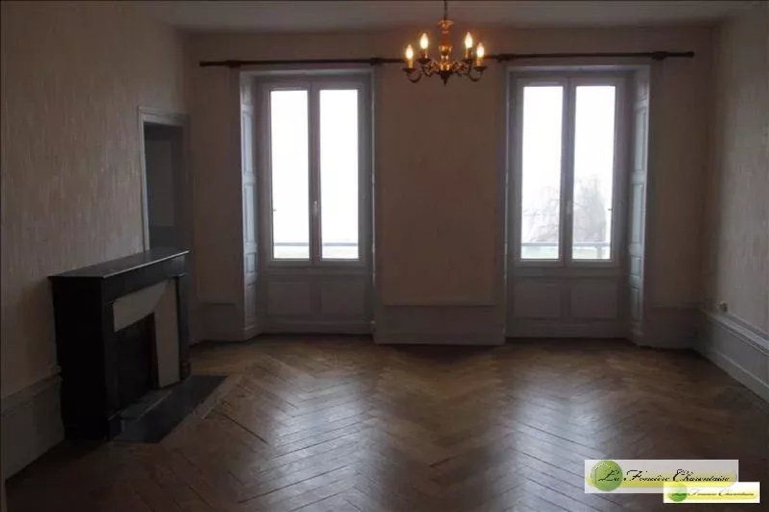 Appartement à louer, 98m², Angoulême