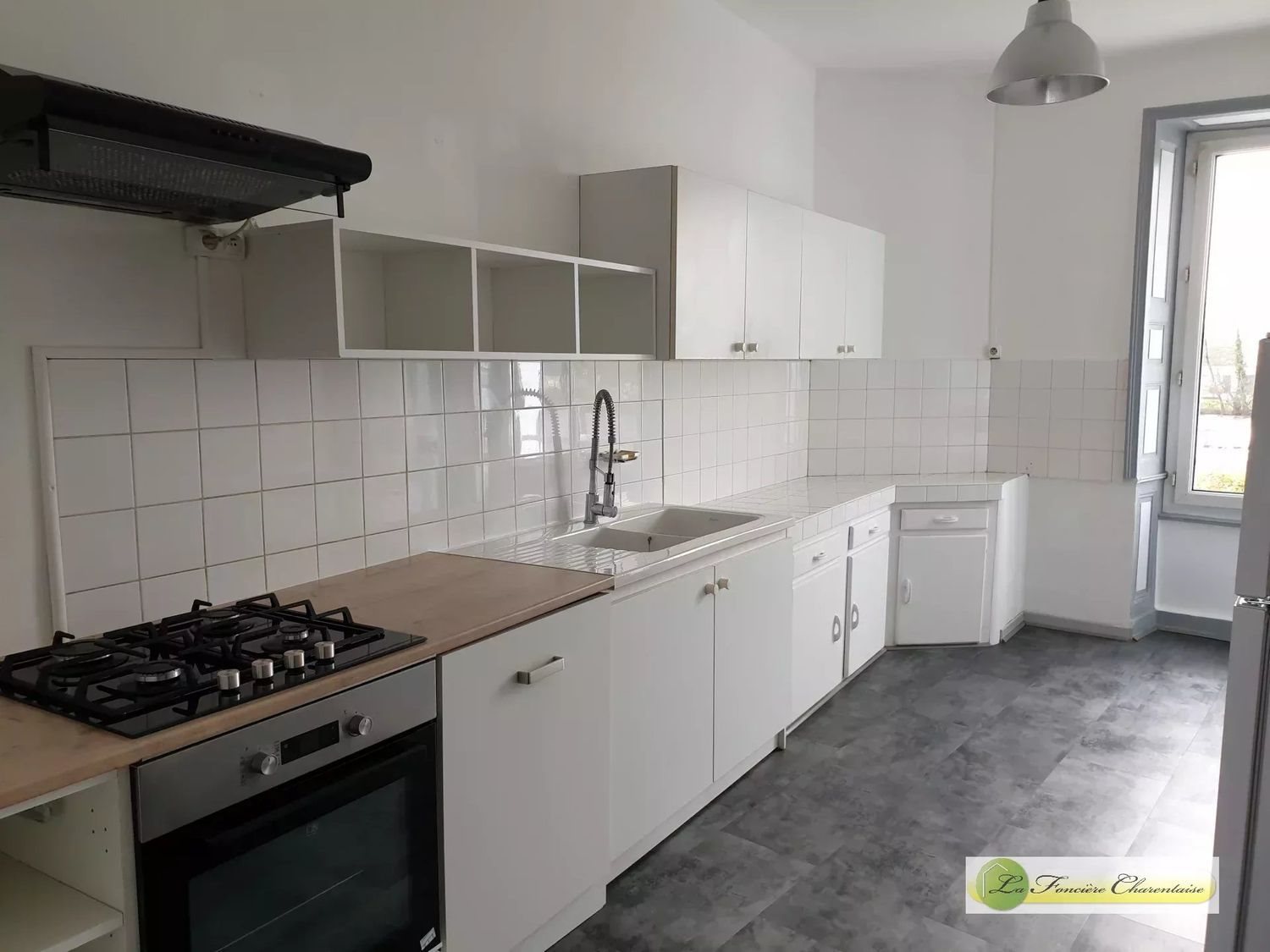 Appartement à louer, 98m², Angoulême