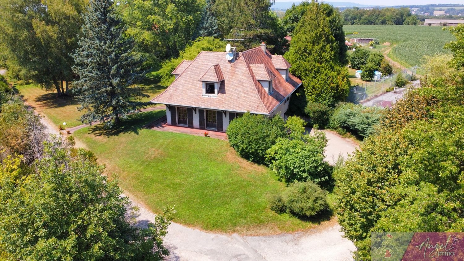Maison à vendre, 240m², La Bretenière