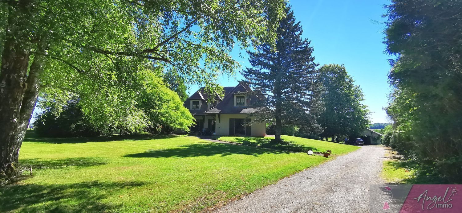 Maison à vendre, 240m², La Bretenière