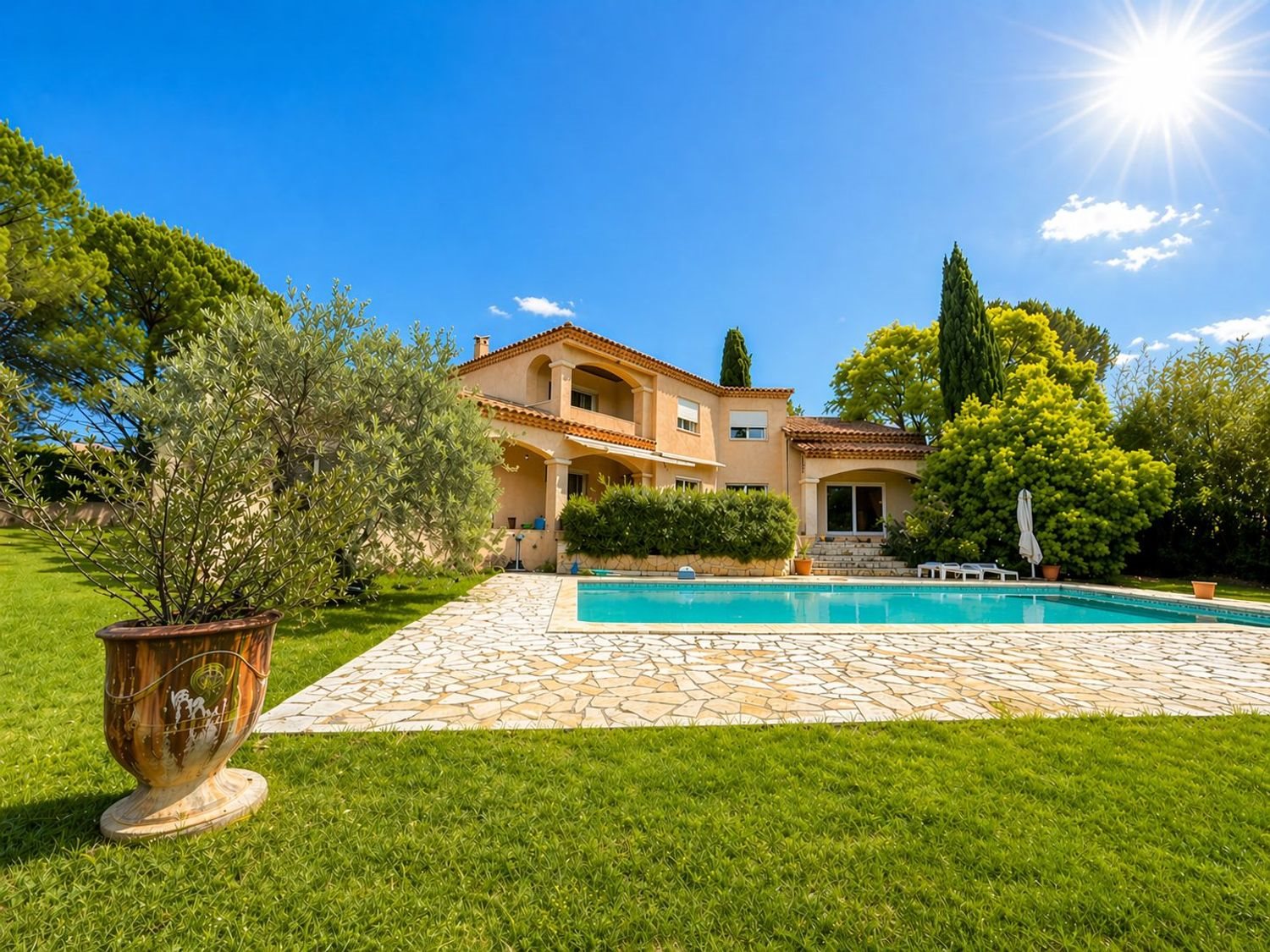 Maison à vendre, 260m², Saint-Clément-de-Rivière