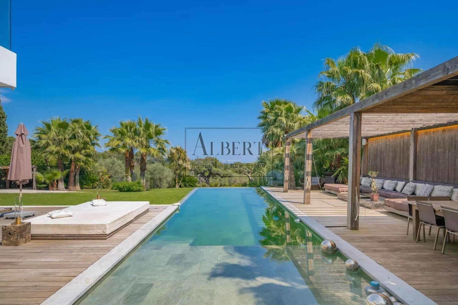 Maison à louer, 720m², Mougins