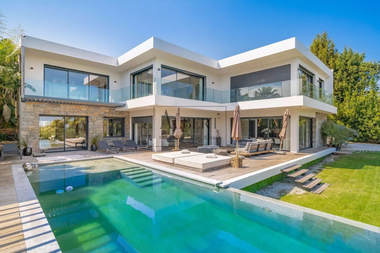 Maison à louer, 720m², Mougins
