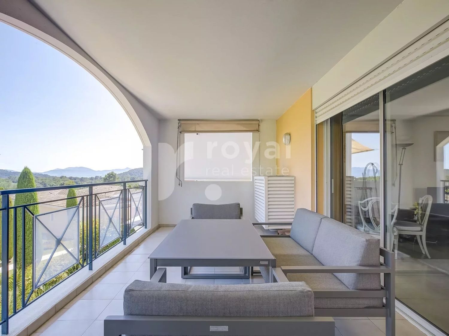 Appartement à louer, 81m², Mougins