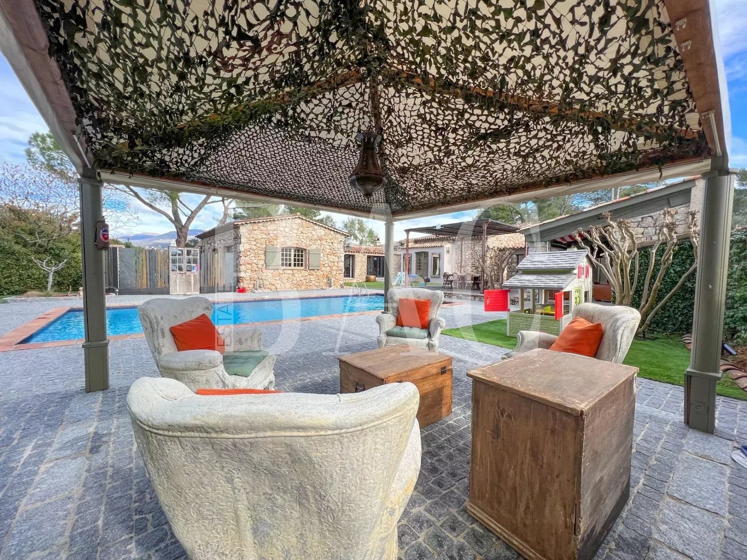 Maison à vendre, 500m², Mouans-Sartoux