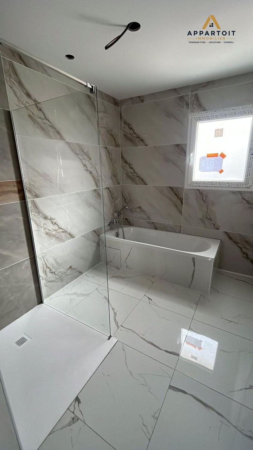 Maison à vendre, 105m², Charmeil