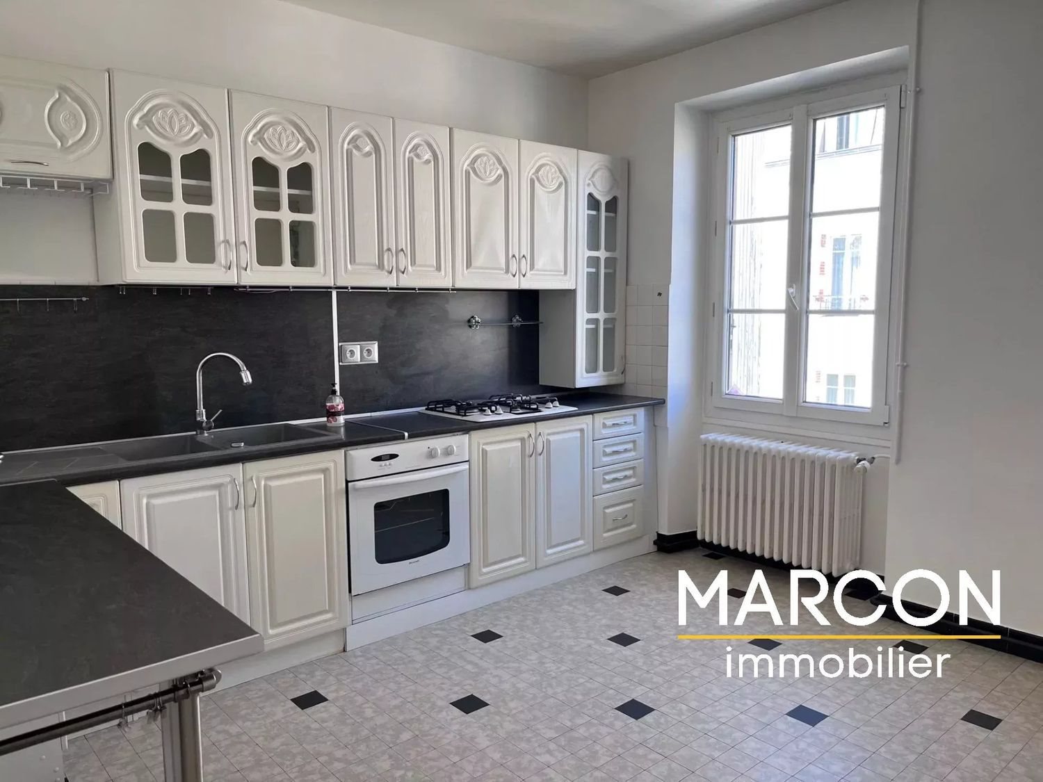 Appartement à louer, 89m², Guéret
