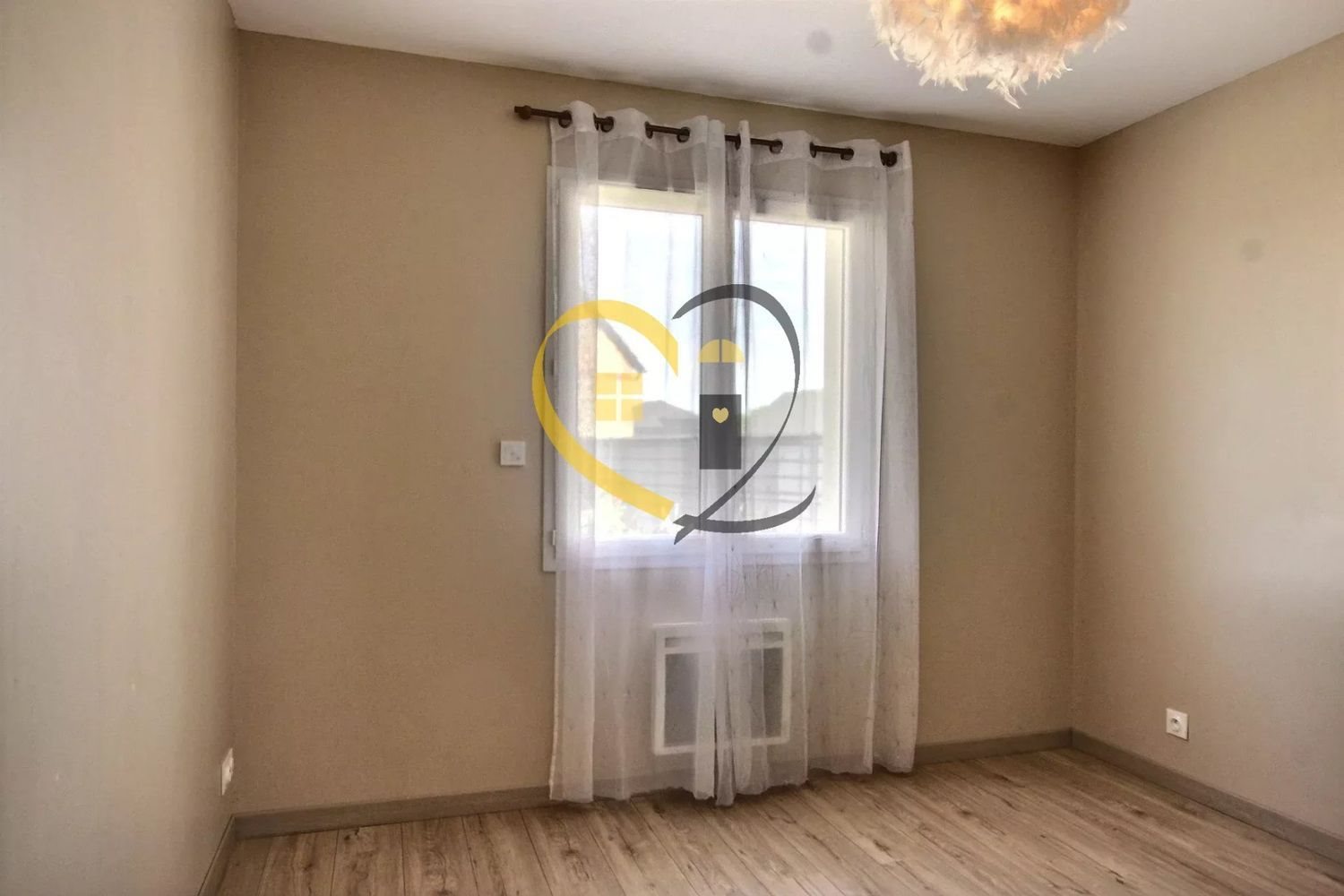 Maison à louer, 85m², Trouy