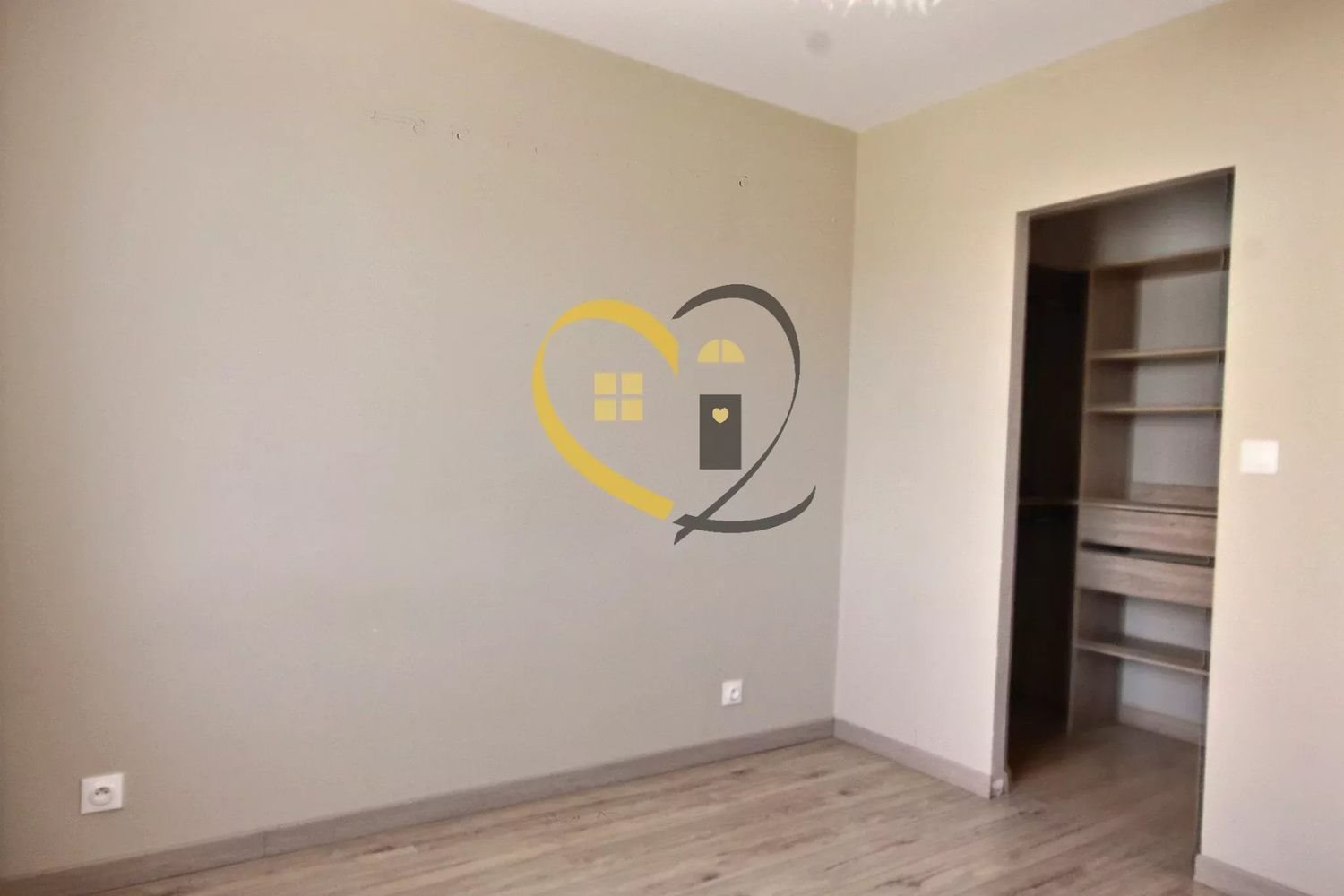 Maison à louer, 85m², Trouy