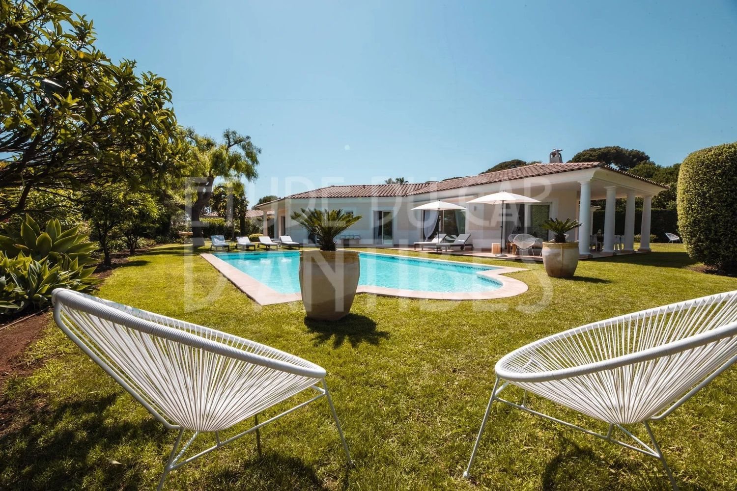 Maison à louer, 200m², Antibes