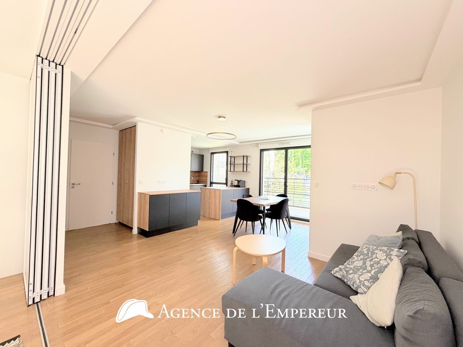Appartement à louer, 80m², Nanterre