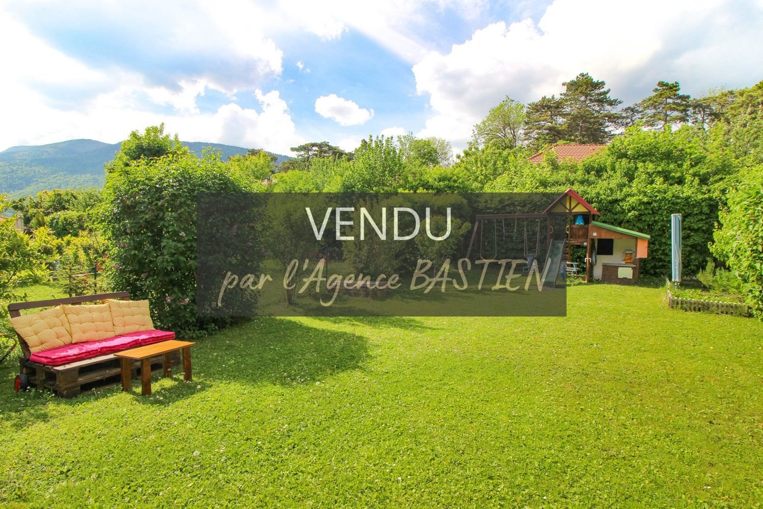 Maison à vendre, 89m², Gex