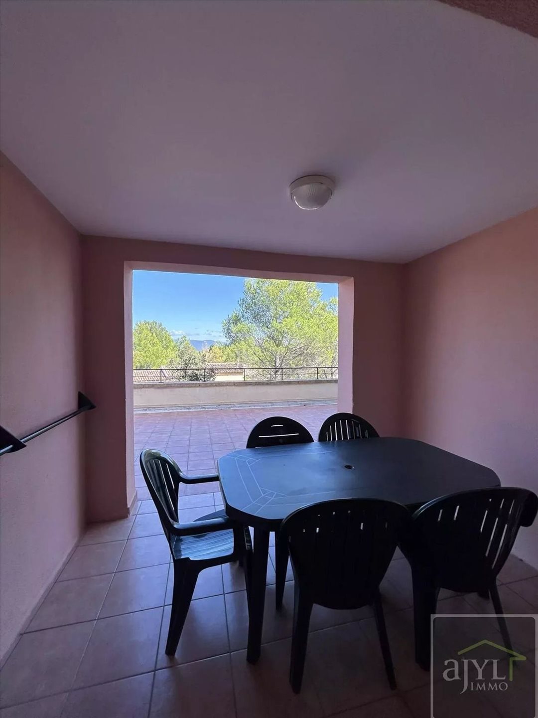 Appartement à vendre, 26m², Mallemort