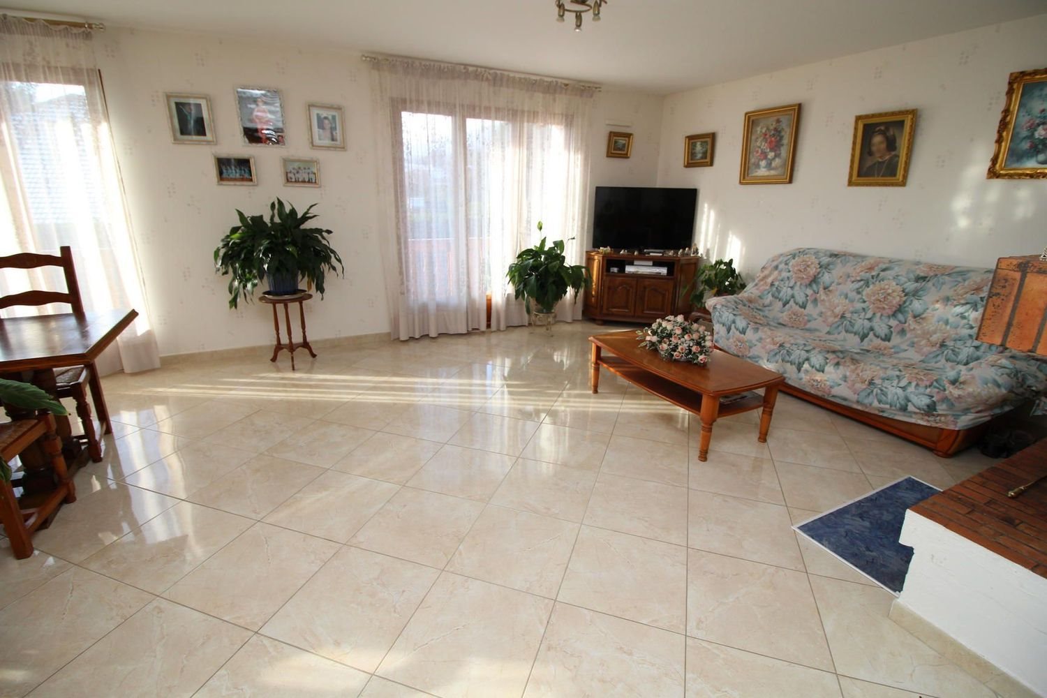 Maison à vendre, 137m², Thoiry