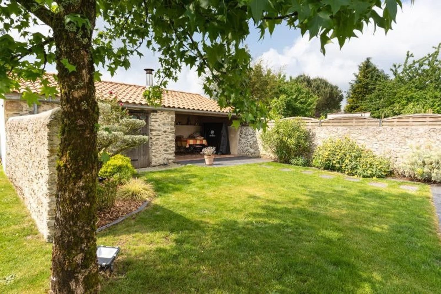 Maison à vendre, 115m², Saint-Léger-les-Vignes
