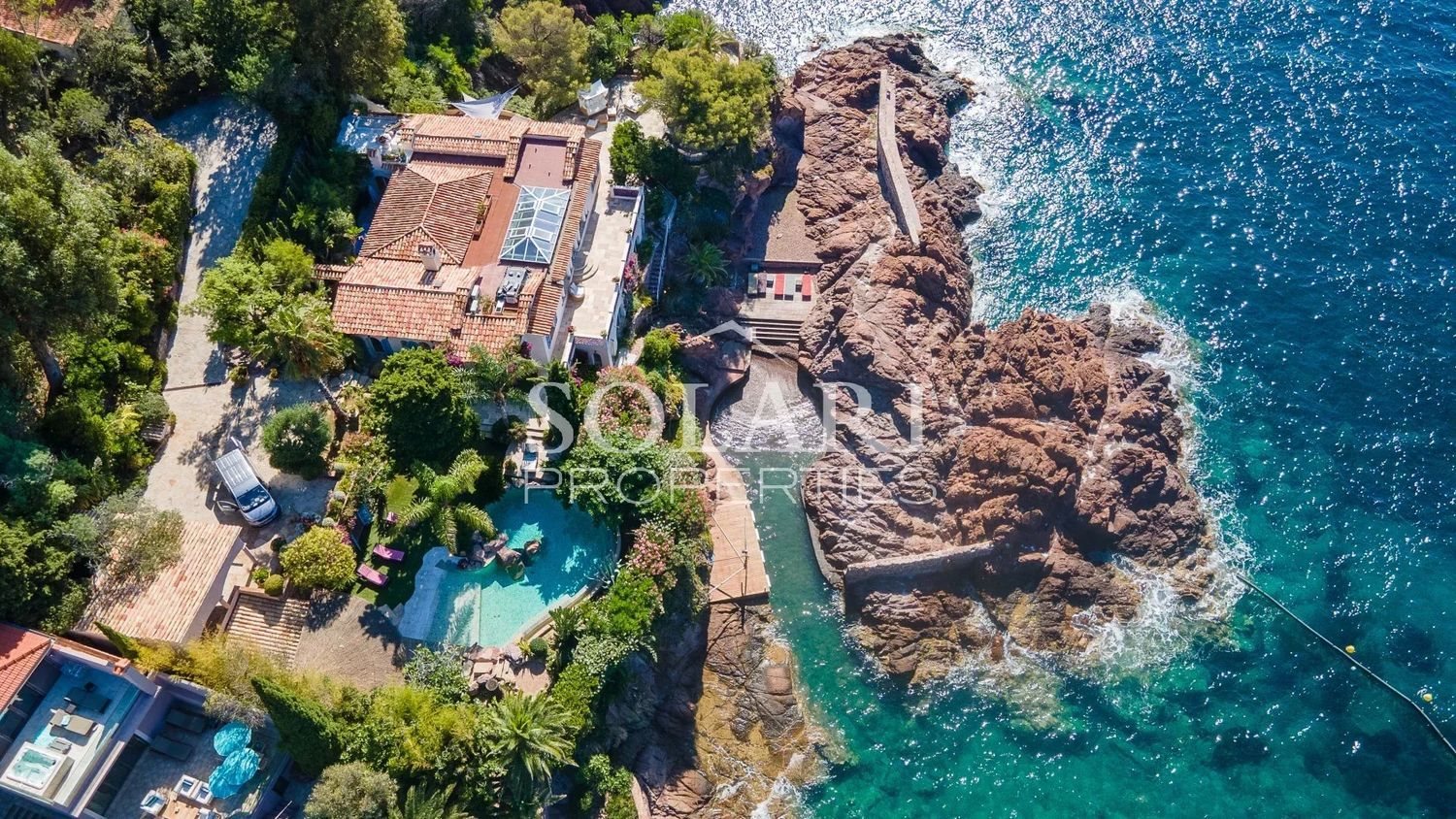 Maison à louer, 300m², Théoule-sur-Mer