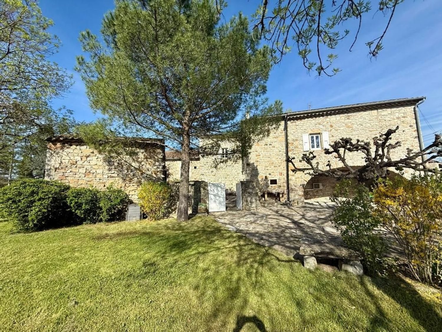 Maison à vendre, 468m², Frontonas