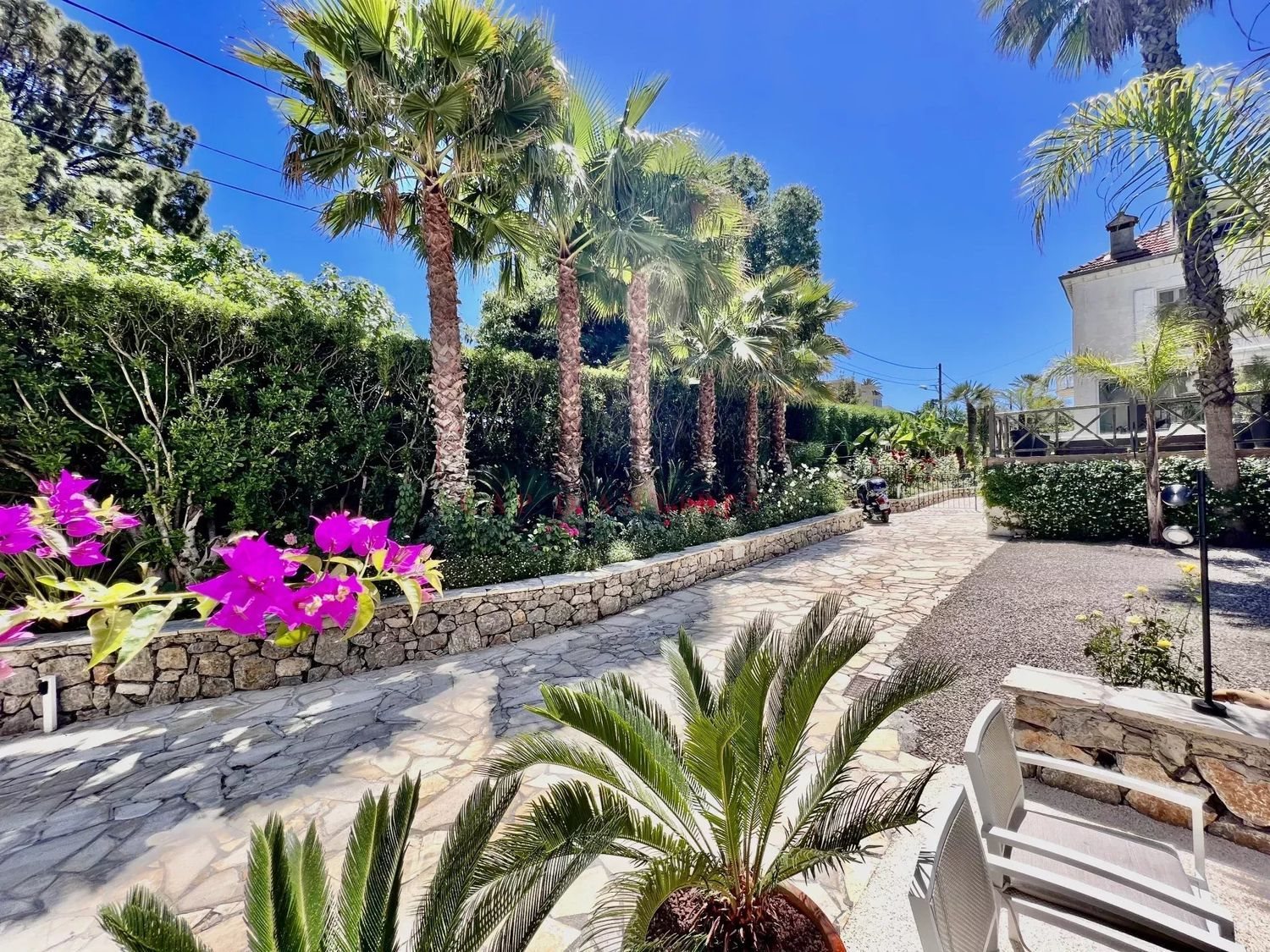 Maison à louer, 300m², Antibes