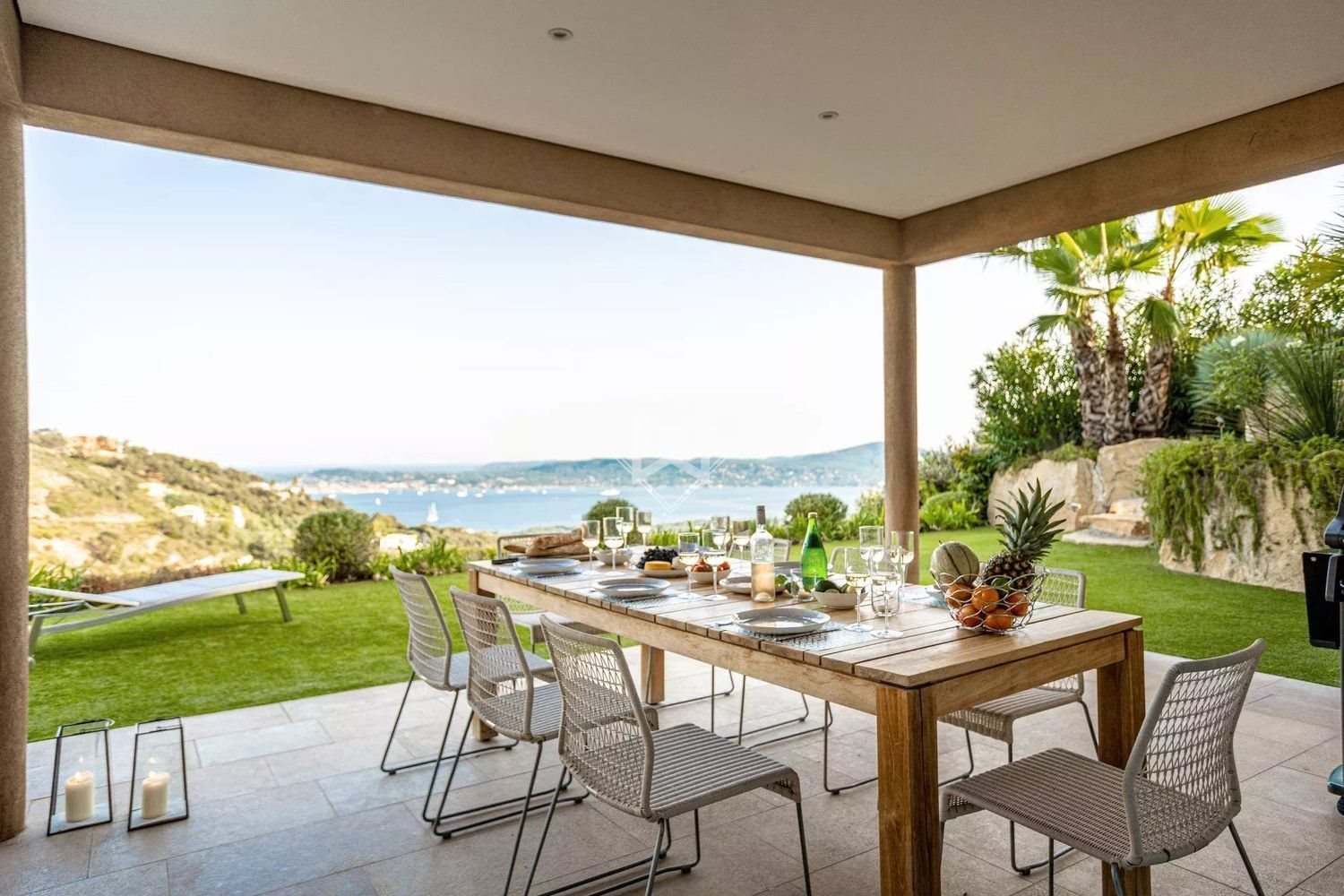 Maison à louer, 273m², Grimaud